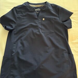 Fabletics Maternity Scrub Top